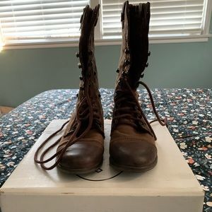 Steve Madden Cablee Leather Fold Over Combat Boot - Brown- Women’s size 6